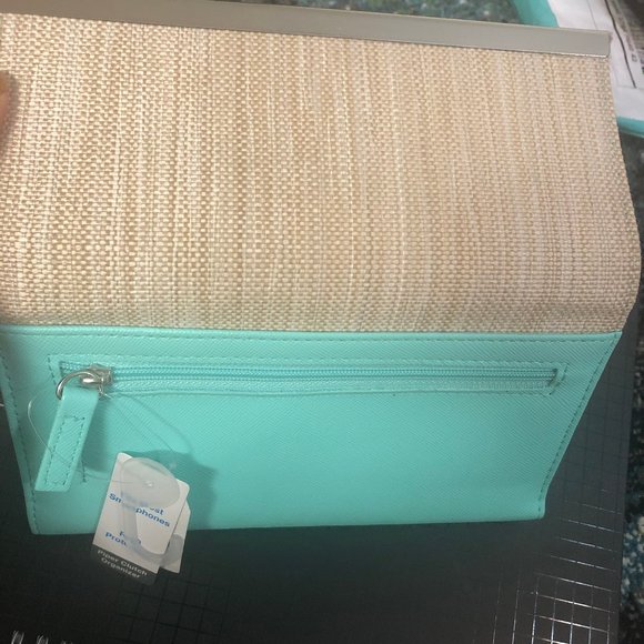 Spring Clean Wallet - Picture 3 of 5